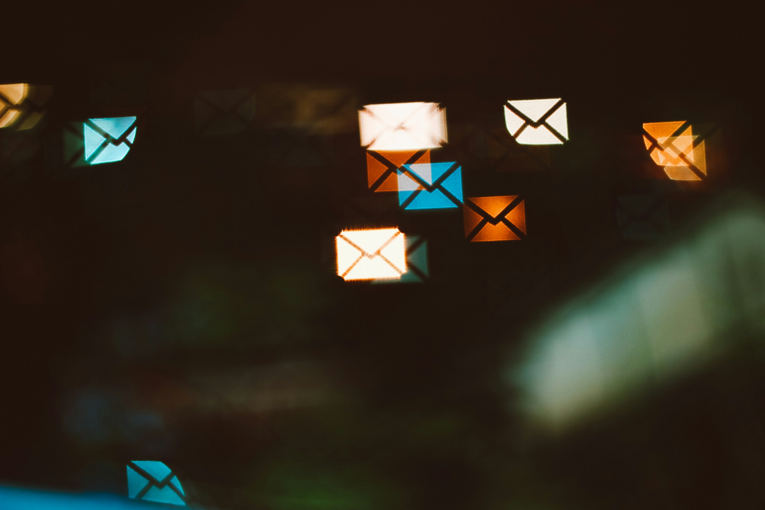 email icons simulated in a virtual environment - zero party data, first party data, email privacy trends, email personalization, data compliance
